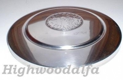 Hub cap embossed.JPG (21.37 KiB) 168804 mal betrachtet Die richtige Variante